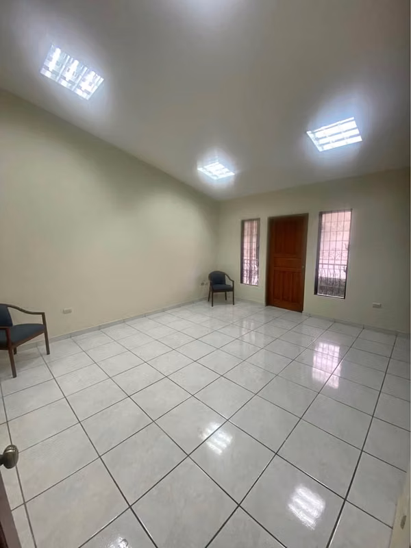 HOUSE FOR SALE, COL. STEP