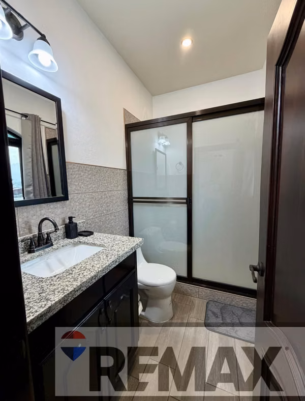 ATACO, CASA EN VENTA. EN EL CENTRO DEL PUEBLO