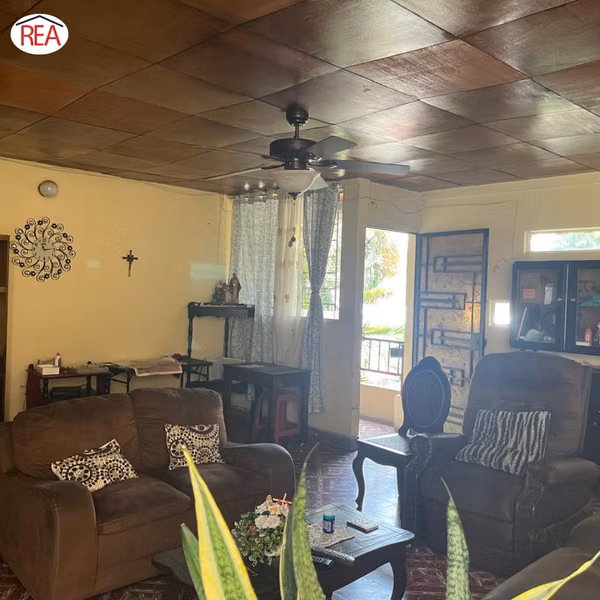CASA EN VENTA Ubicada en Urbanización Buenos Aires y Calle Gabriela Mistral,San Salvador
