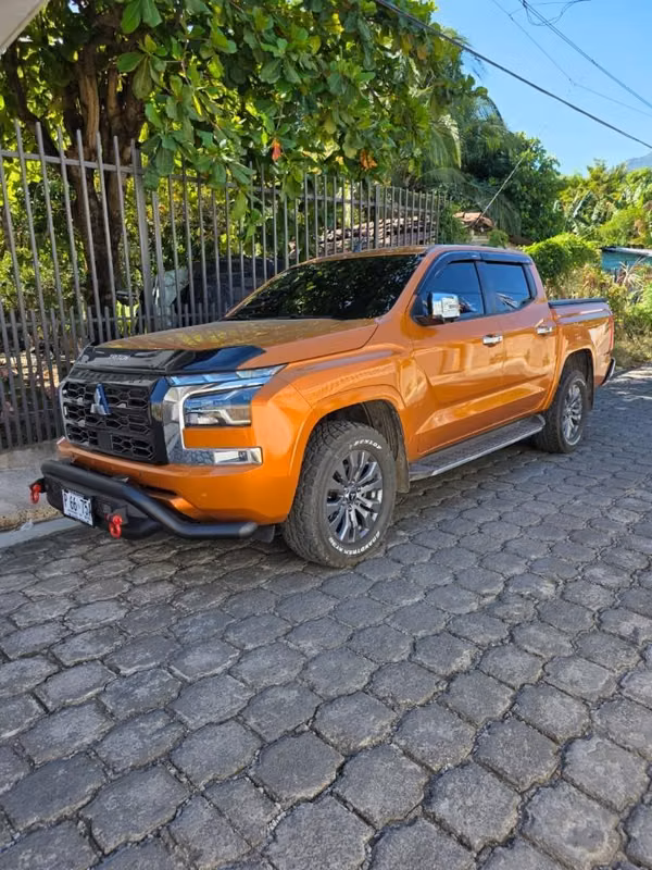 Mitsubishi L200 High power plus