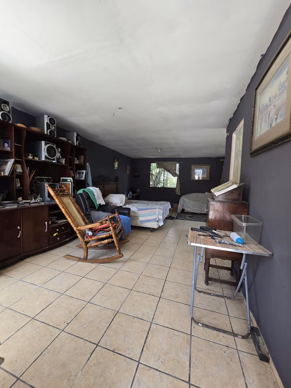 VENTA TERRENO DE ESQUINA  CON CASA - POTENCIAL COMERCIAL- INDUSTRIA O SERVICIO