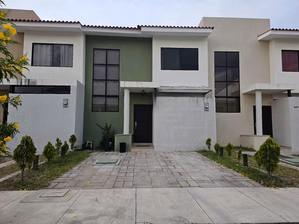 Casa en venta en Apopa, Paseo del Prado ID 4190