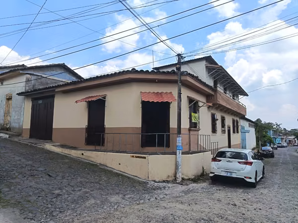 SALE OF HOUSE SAN PEDRO NONUALCO LA PAZ