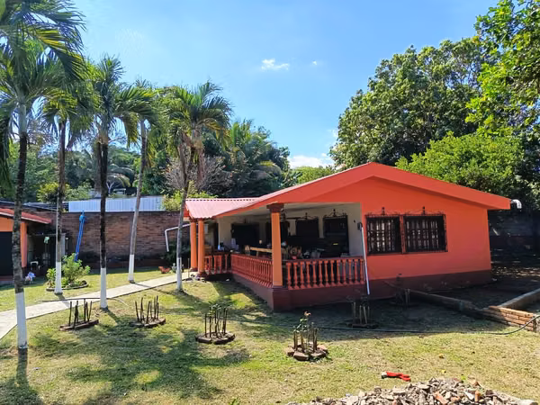 FARMHOUSE FOR SALE NEAR FREE ZONE CITY MAPLE