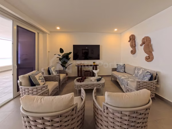 Apartamento frente al mar en alquiler en Costa del Sol