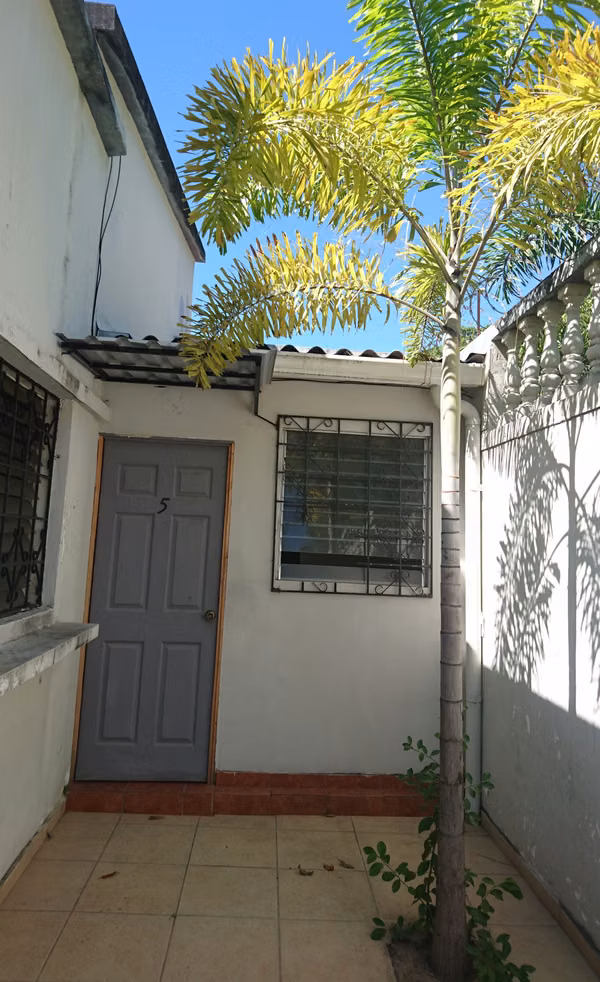 Apartment near Blvd de Los Heroes and Metrocentro