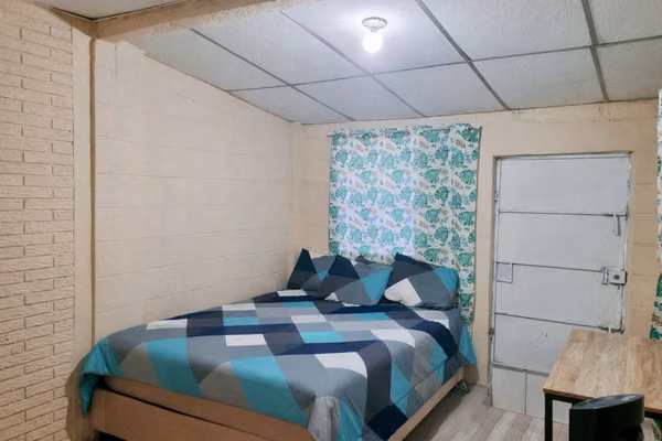 Semi-furnished room Cima 2