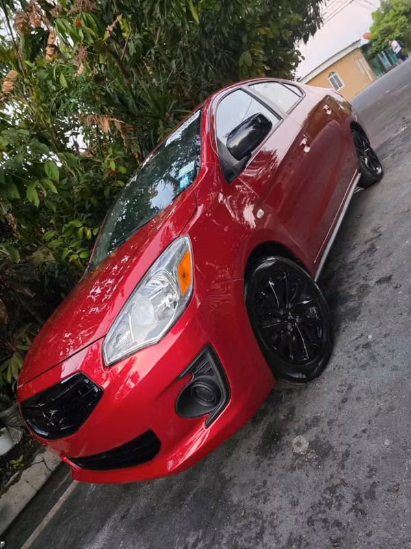 Mitsubishi mirage G4 edición limitada