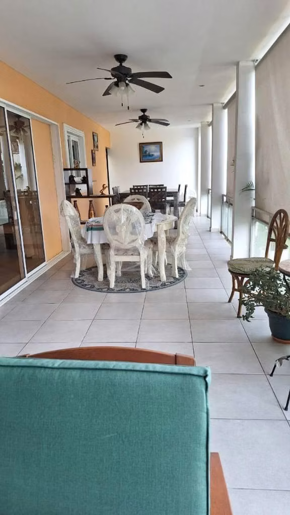 ELEGANTE RESIDENCIA EN VENTA | CUMBRES DE CUSCATLÁN