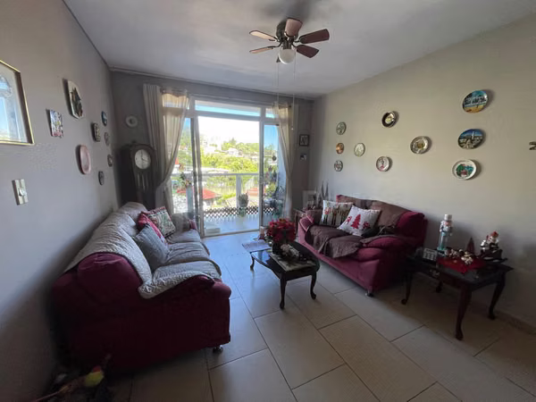 Apartamento en venta en Colonia Escalón | Vista al Volcán de San Salvador