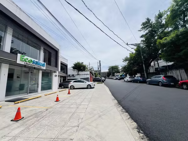 EN ALQUILER LOCAL | COLONIA ESCALÓN