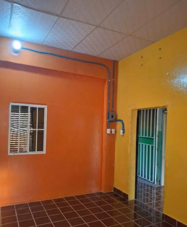  LOCAL COMERCIAL EN ALQUILER – CENTRO HISTÓRICO DE SAN SALVADOR