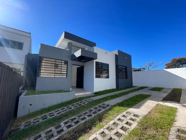 Renta de bonita casa moderna de 1 planta, en Res. La Florida, Nvo. Cuscatlán