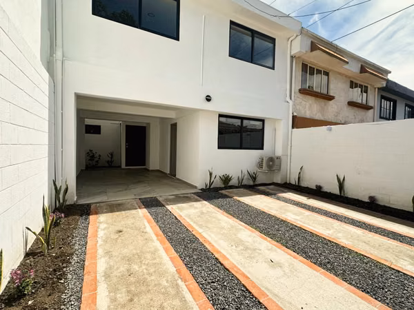 Casa en venta en San Salvador, Colonia Escalón ID 4287
