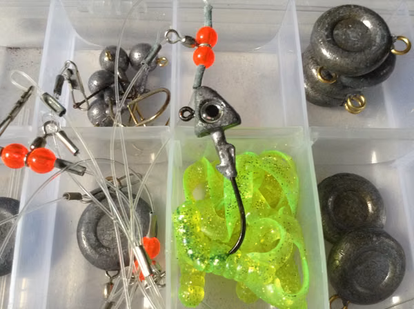 Fishing rods (two) with thread, kit, and bag brand Shakespeare / Fishing GEAR - ALL YOU NEED