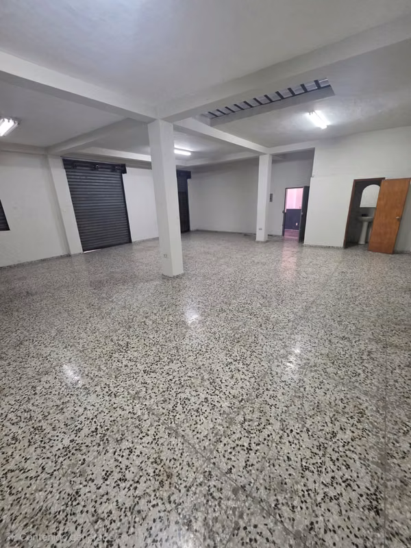 Local comercial en alquiler en Santa Tecla