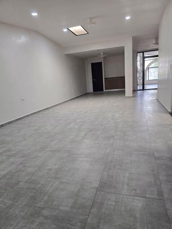 INVERSION!! SALE OF CASE REMODELADA 1 PLANTA SANTA TECLA * ideal offices or winery)