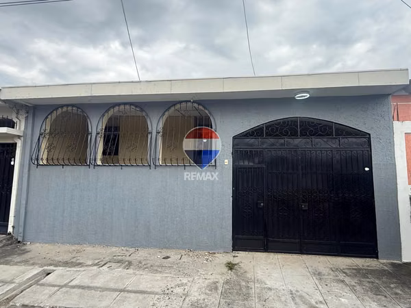 Large House for Sale in Colonia Miralvalle – $285,000 – Exclusive Location