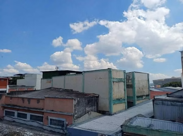 *Se alquila edificio en el corazón del Centro Histórico de San Salvador*