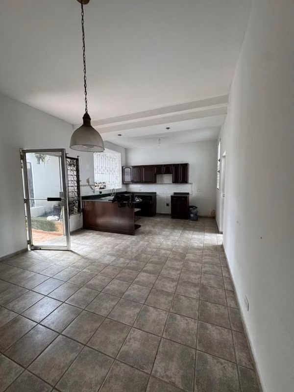 SE ALQUILA CASA EN PLANES DE RENDEROS PARA VIVIR U OFICINA