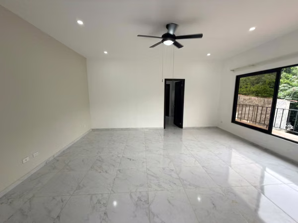 SE VENDE O SE ALQUILA CASA RESIDENCIAL LA MONTAÑA II, SANTA TECLA