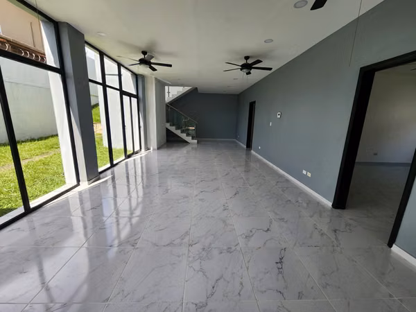 SE VENDE O SE ALQUILA CASA RESIDENCIAL LA MONTAÑA II, SANTA TECLA