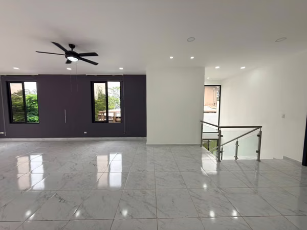 SE VENDE O SE ALQUILA CASA RESIDENCIAL LA MONTAÑA II, SANTA TECLA