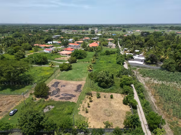 ¡Terrenos en Venta en Complejo Privado / Camino a Costa del Sol!