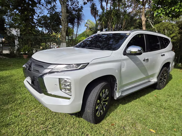 Vendo Camioneta Mitsubishi Montero Sport 2024