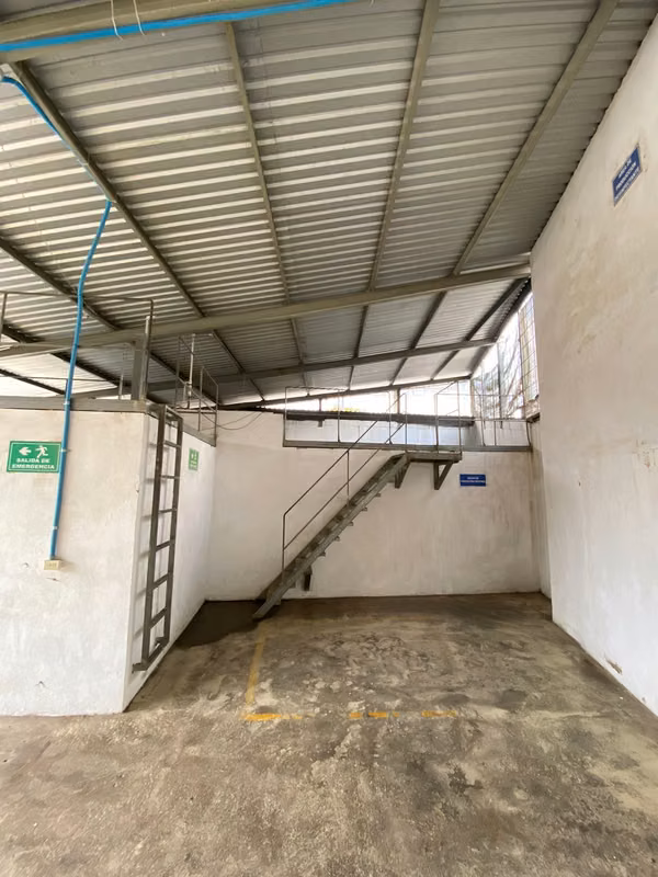 Ofibodega en Alquiler Aldea San Antonio Santa Ana