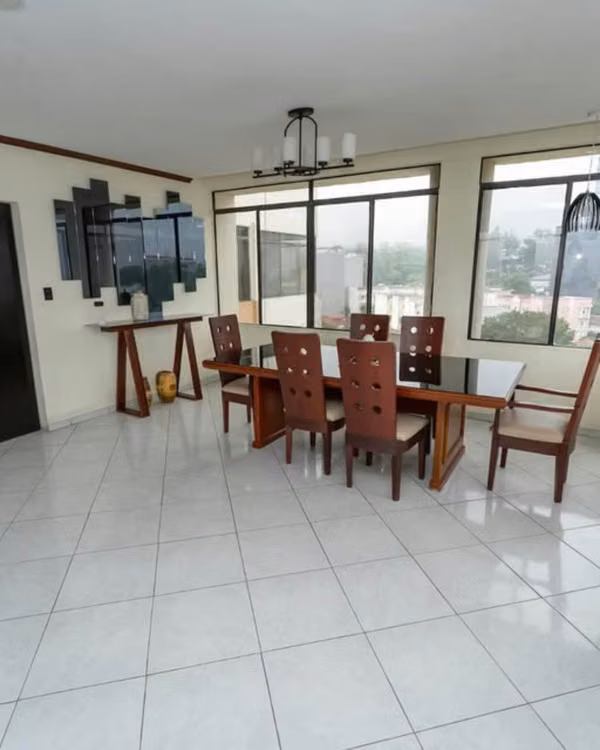 APARTAMENTO EN VENTA EN SAN BENITO DE 3 HABITACIONES Y 236 METROS