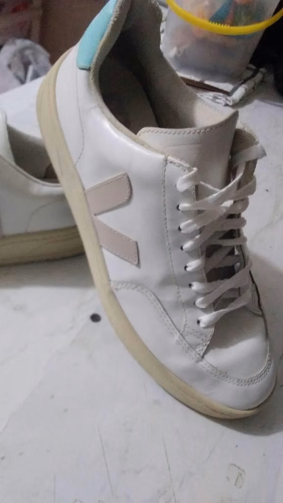 Zapatos VEJA originales talla 9