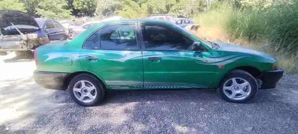 Mithsubishi mirage 98 automático a toda prueba