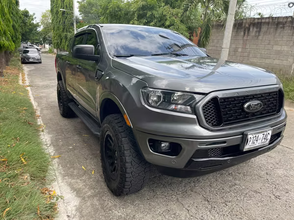 Se vende Ford Ranger XLT 2023