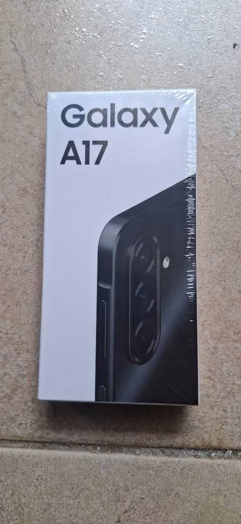 SAMSUNG A17