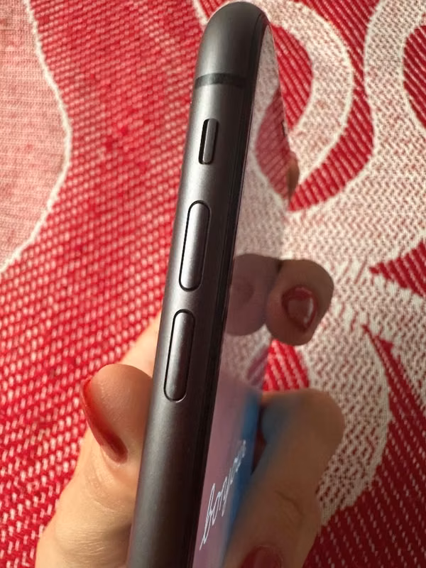 iPhone 11