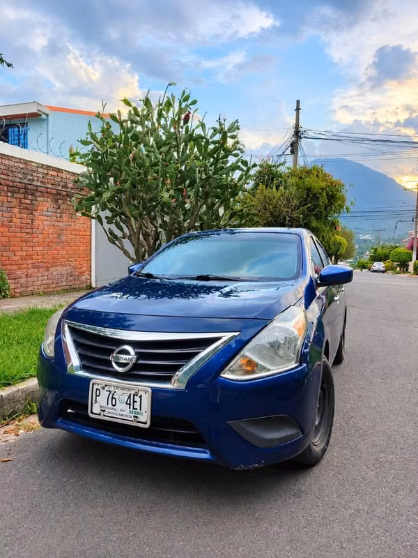 Nissan Versa 2019