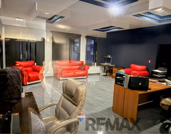 Se vende Auto hotel equipado más casa de habitación