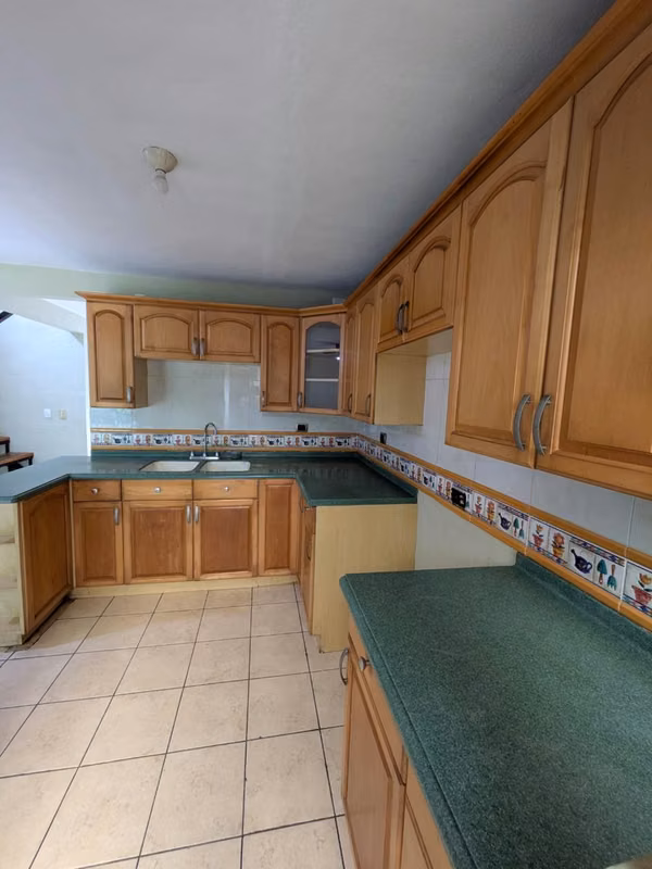 Venta de Casa  Villas de San Patricio Cima Iv  San Salvador