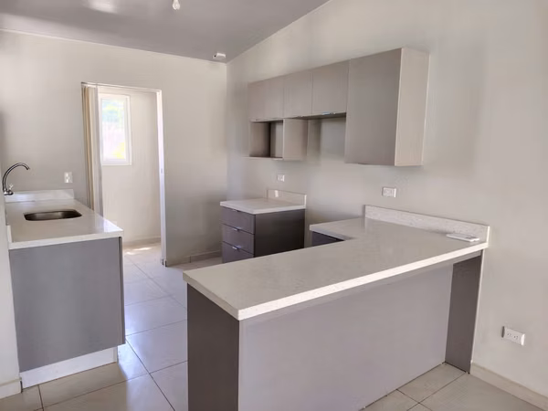 SE ALQUILA CASA BONAVISTA ZARAGOZA, DE 1 PLANTA, COMPLEJO PRIVADO