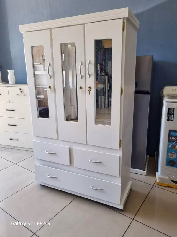 ROPEROS NUEVOS 3 PUERTAS