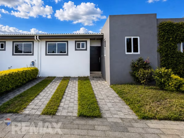 One-Story Home for Sale | Bonavista Sur Condominium, Zaragoza