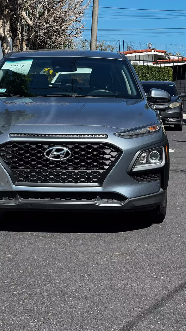 HYUNDAI KONA SE 2021 – $12,500 NEGOCIABLES