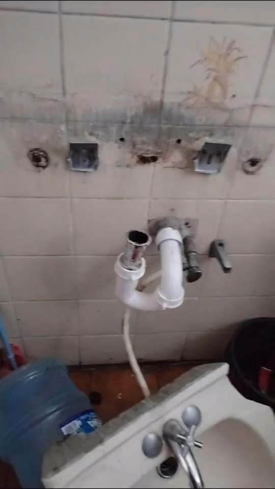 Fontanero y fontaneria 