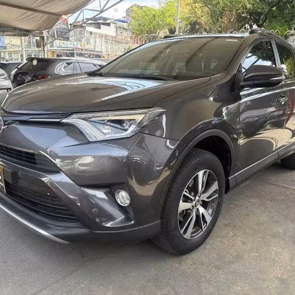 Vendo toyota rav4 awd perfecto estado