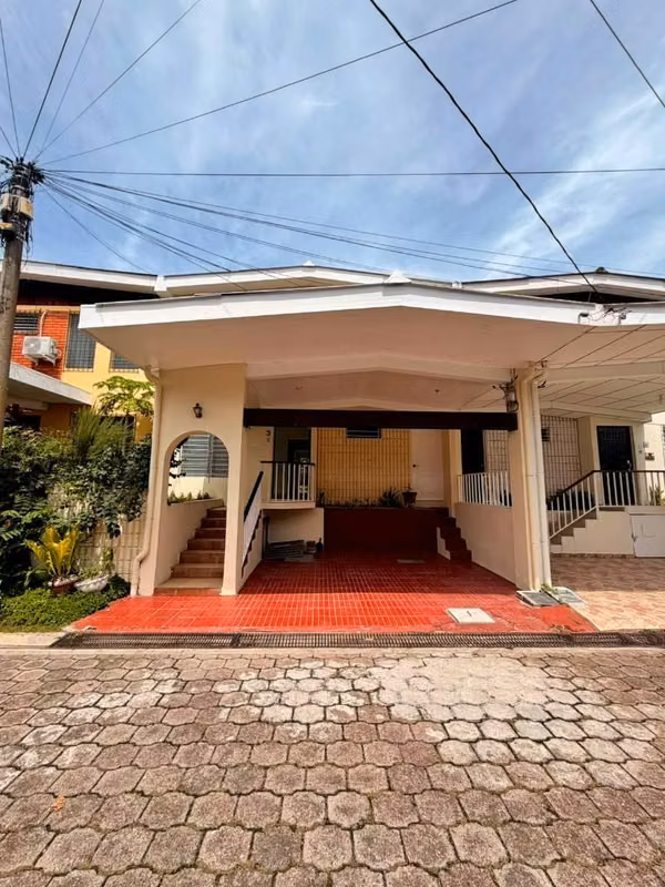 Alquiler Casa San Benito, 4 Habitaciones