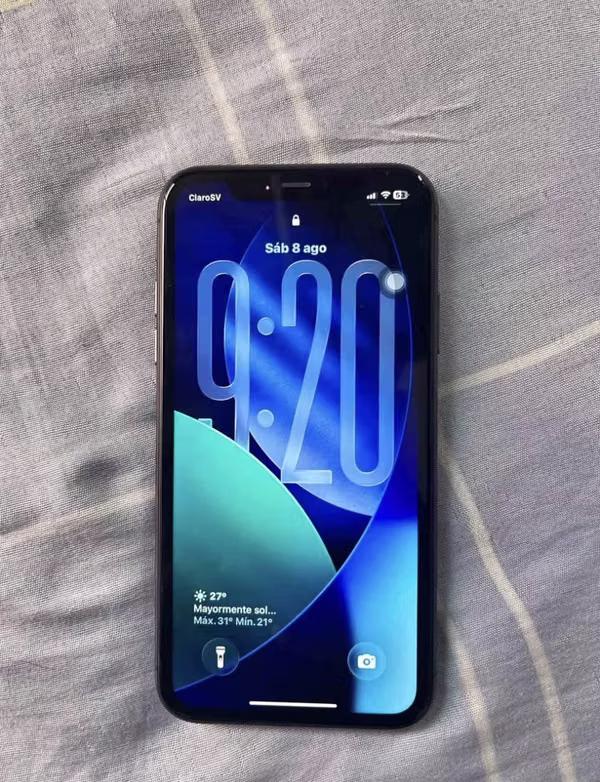 IPHONE 11