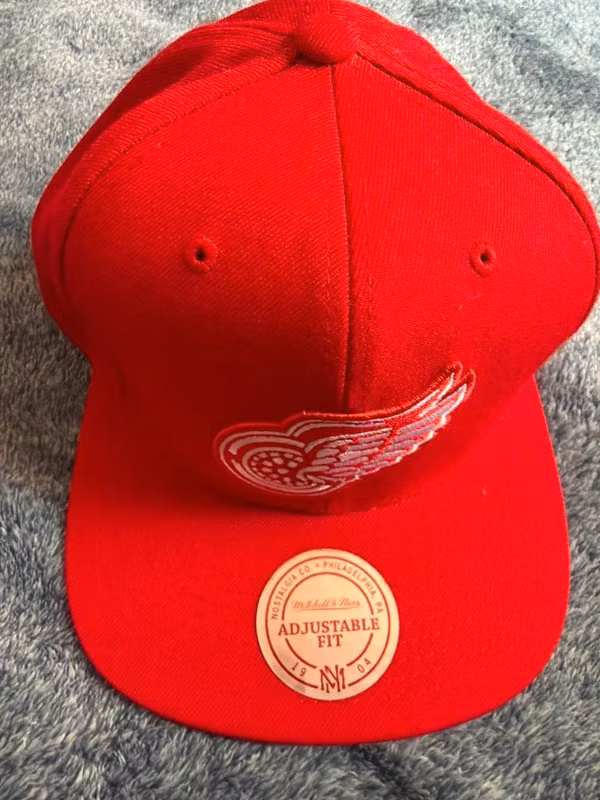 Gorra Red Wings Mitchell & Ness Original / Importada de Miami - Ajustable