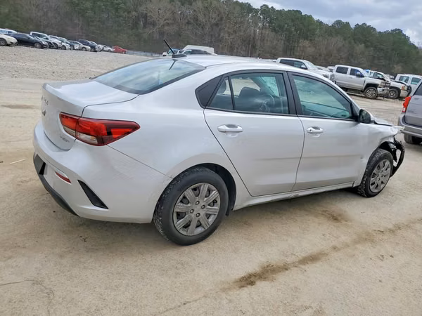 KIA RIO 2023