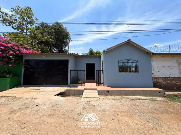 SE VENDE CASA REMODELADA | UBICADA EN ATIQUIZAYA, AHUACHAPÁN